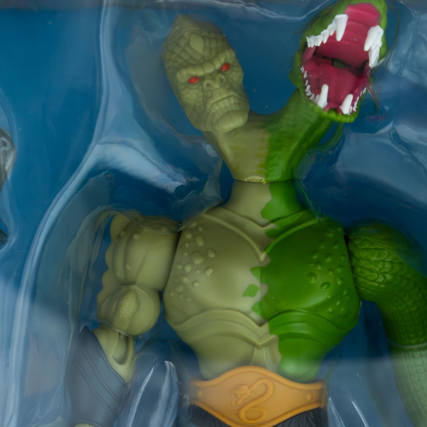 MATTJFX05 Masters of the Universe Origins Battle for Eternia Action Figure 4er closeup2 Pit Warden